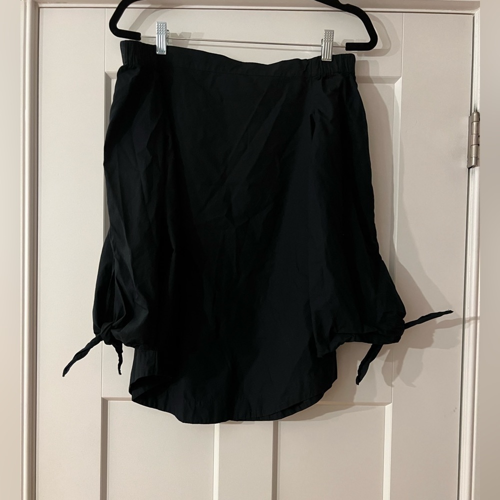 Free People Off the Shoulder Black Shirt with Tie Sleeves, xs